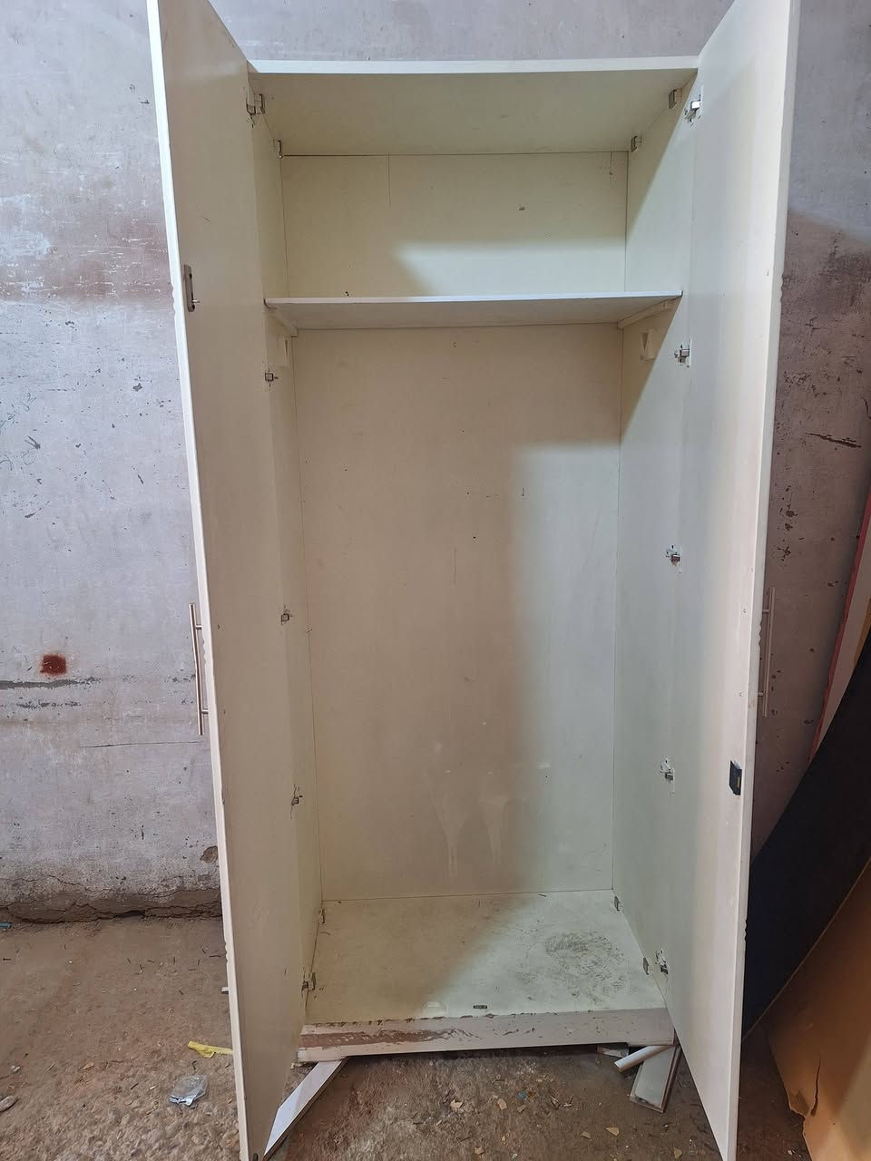 كنتور كويتي مستخدم بالات ١٢٥
العنوان_البصره قضاء المدينه_ناحية الشهيد عز الدين سليم قرب النفوس 
للاستفسار على الرقم ***********
