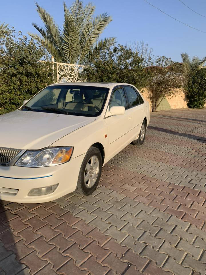 السلام عليكم
افلون 2001 خليجي فول واحد على واحد 

ابيض صدفي محرك كير شرط الكفالفه 

صدر امامي خلفي زينات رقم صلاح الدين دولي 

سنوية ل2027 ثاني يوم تحويل صبغ حزام بشرط بدون ضرر ولا تعديل مكفولة حتى من البارد  

الاستفسار الاتصال *********** صلاح الدين الضلوعية
