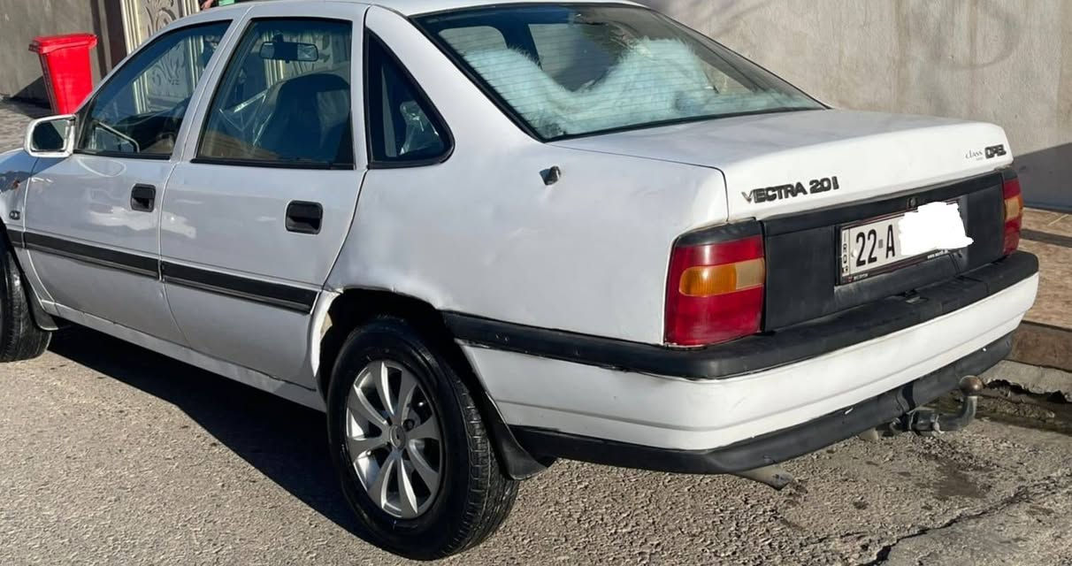 السلام عليكم فكترا موديل 1992 حجم 20 كير محرك بشرط تايرات جدد دوشمه جديدة باتري جديد صدر امامي خلفي جديد هزه وفحص قبل اسبوع مجدد سنويه جديد رقم اربيل مسطرة مسجل بلوتوث ABS جامات كهرب كاعيه مغلفة مكفوله من كلشي حتى الصبغ السيارة وضع بلادي مبيها لا ضربه ولا طخه ولا صبغ شرط التحويل والغرامات السيارة جاهزه من كل النواحي
العنوان اربيل قضاء كلك 
السعر 44 وبيها مجال
***********
***********
