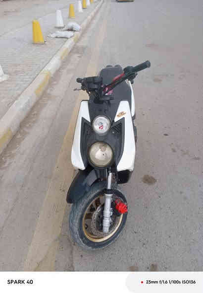 سلام عليكم دراجة سكنس جبلي مكينه خير من اللة تايرات جدد شلعة معدل الدراجة اوراق منفيز لايت زنون بيهة سعرهة 900 وبيهة مجال عنواني بغداد المشتل شارع المطبك شراي اتصل وتدلل رقمي ***********
