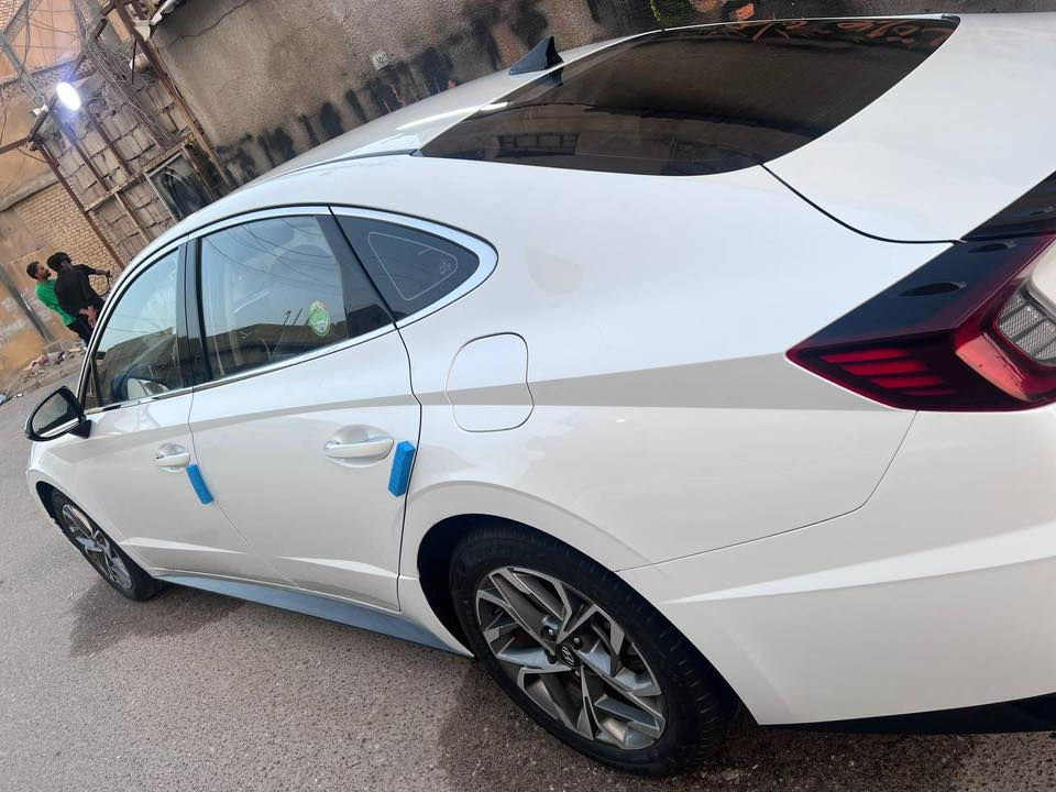 سلام
عليكم 
سوناتا مديل2022
سياره كفاله أصل بانزين السعر175 وتفاصيل التصال على هاذه الرقم***********
