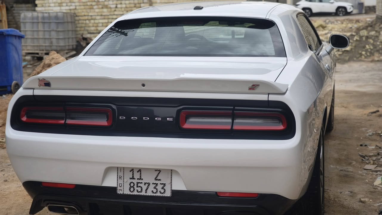 چالنجر 2023GTللبيع او المراوس حسب القناعة
سيارة رقم بغداد باسمي
بيهة قطعتين فقط بنيد وجاملغ ايمن مبدل بلادي
تشغيل عن بعد هيتر بالمري كشن كهرباء
فور ويل
مكان السيارة بغداد الدورة
السعر 195
للتواصل ***********
