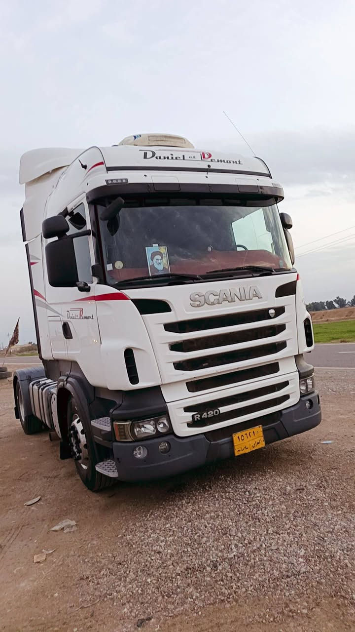 اسكانيا  للبيع مديل 2012 مكينه 420 انجكسن كير الف عادي 3*3 رتايدر فول مواصفات استفساراتصال ***********
