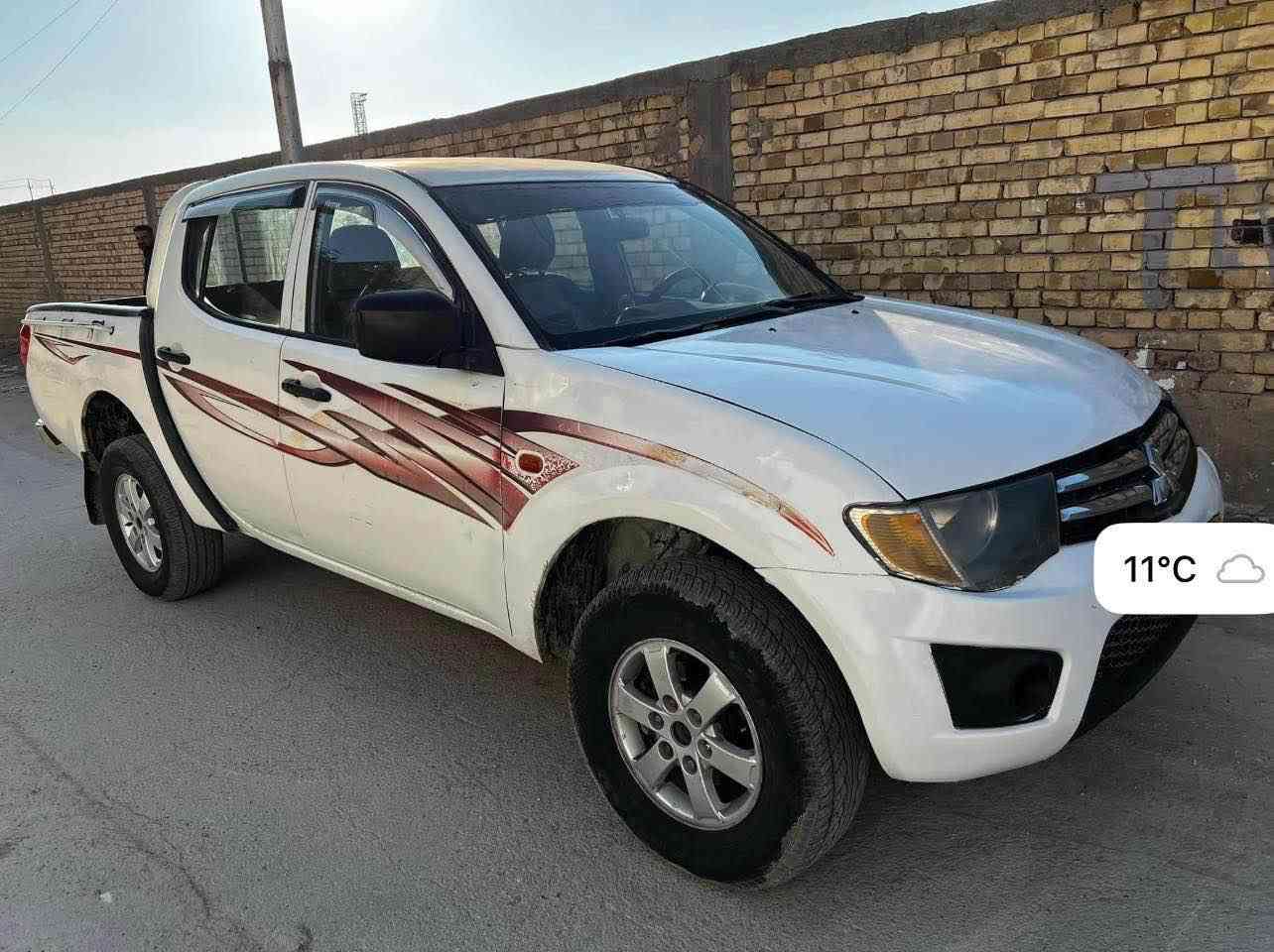 للبيع سيارة بيكم مستيبوشي ياباني موديل 2007 فور ويل  محرك ياباني  
 گير اوتماتيك  مع اكسل جديد شرط شلعتها تخبل 
حدادية جديدة شغل جديد 
تخم تاير جديد 
رقم بغداد انكليزي وسنوية جديدة بأسمي 

تريد تحويل او وكالة حاظر 
السيارة بيها ظربة بالجاملغ الامامي جهة السايق والبنيد
السعر 70 ورقة  

للاستفسار الاتصال 

*********** ديوانية, القادسية
