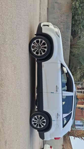 سورنتو 2013 شكل ال 15
6 سلندر
ماشية 100
سبعه راكب 

رقم بغداد

خليجي كويتي 

فول مواصفات 

كفاله عامه 

الكويتي يجي كل المواصفات بي 

السعر 205 

للإستفسار ***********
