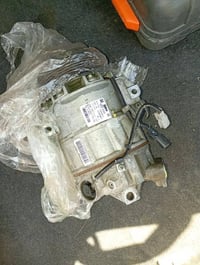 للبيع كمبريسر بعدة كلش جديد 07728746492