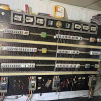 للبيع شارع فلسطين مقابل مستشفى العالمي حمل ٨٠٠ حصه ٣٠٠ كاع امنه 077060...