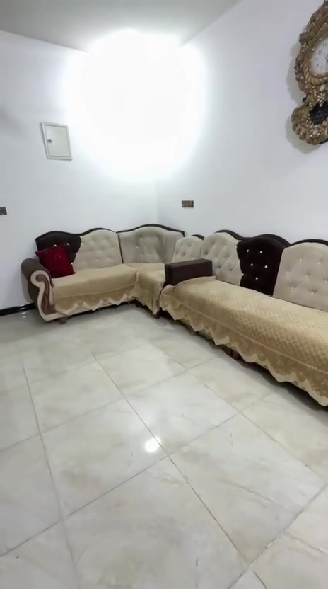 للبيع  تخم عدد2  كاونتر مرمر تفصال اصلي  
غرف نوم عدد ثنين


**إذا كنت صاحب هذا الإعلان وتريد حذفه لأي سبب، رجاءا أرسل رسالة إلى الدعم الفني**