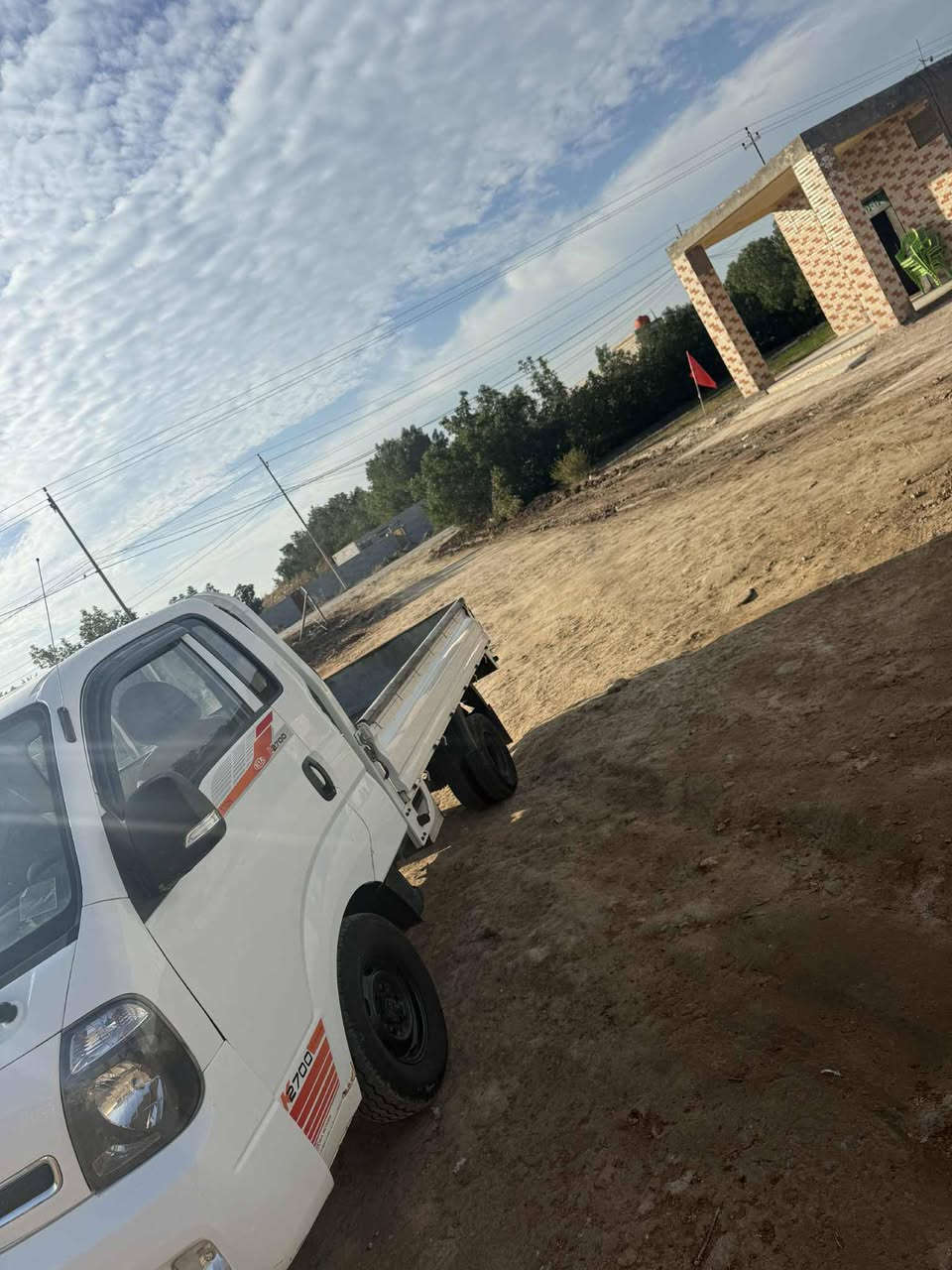 السلام عليكم كيه حمل لبيع موديل 2018 مكفوله كفاله عامه رقم  واسط رقم نكليزي بسمي مكان السياره الديوانيه ***********
