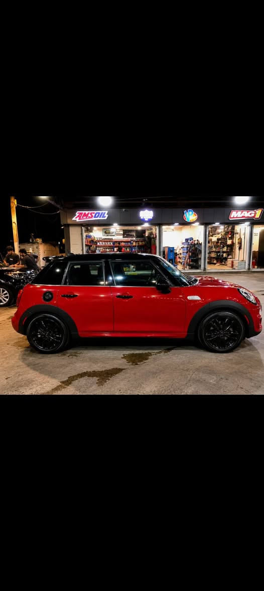 ( السيارة كلين بدون ضرر بدووون ضرر)
🚗 للبيع – ميني كوبر S F55 موديل 2016 ❤️🔥
✅ موديل: 2016
✅ الفئة: Cooper S (F55)
✅ محرك: 2000 سي سي تيربو (TwinPower Turbo)
✅ ناقل حركة: أوتوماتيك
السيارة بيها اكزوز من الشركة
✅ اللون: أحمر مع سقف أسود
✅ 4 أبواب (5 Door)
✅ رنكات سود أصلية
✅ إنارة LED
✅ السيارة نظيفة جداً وشكل رياضي مميز.
📌 الممشى: 150 ألف كم.
📌 السيارة جاهزة للاستخدام ولا تحتاج أي مصروف.
📌 السعر: ( 127)
📌 الموقع: بغداد.
للاستفسار والمراسلة على الخاص أو الاتصال على: (***********)
