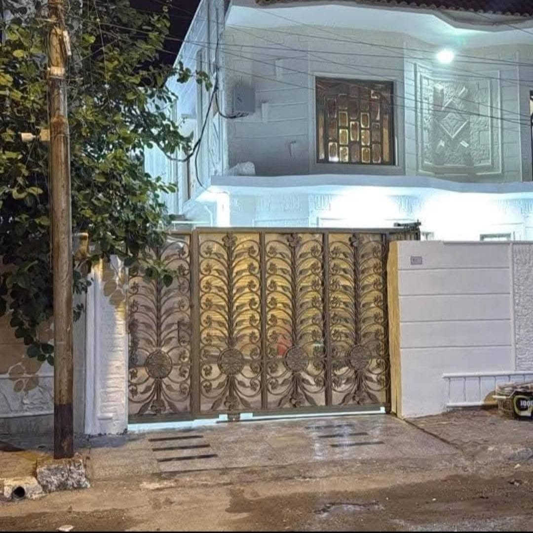 دار ايجار ب600 طابقين مساحة 250متر موقعا الخربطلية يحتوي على 5غرف منام صاله وستقبال اوصحيات اوكراج اوحديقة البيت كلش مرتب 12 اونص للاستفسار ***********
