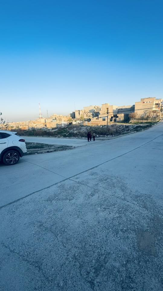 للبيع ارض 200 م
في حي المؤمون شارع 20م
موقع متميز
***********
***********
