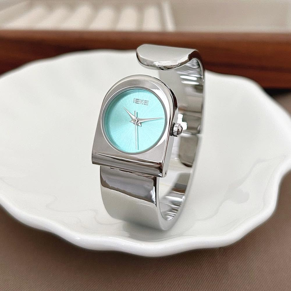 IEKE 1021 lady watch


**إذا كنت صاحب هذا الإعلان وتريد حذفه لأي سبب، رجاءا أرسل رسالة إلى الدعم الفني**