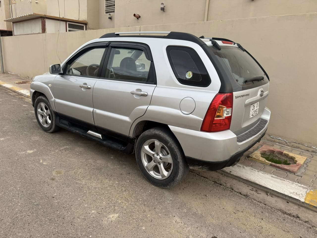 كيا سبورتج ٢٠١٠ 
محرك ٢٠٠٠
رقم صلاح الدين مجدد وبأسمي
البونيد  بي رش والباقي مكفول 
كير ومكينه شرط بلادي ما مفتوح
كشنات جلد 
تدفئه كشنات 
كاميرا خلفيه
السعر  114 $
مكاني تكريت 
***********
