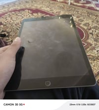 ايباد 9 ذاكره 64 ما طاب صيانه ابد كلشي ما بي بس شاصيه شويه بيد ضربات س...