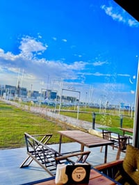 مطعم رويال • العنوان الديوم • شارع ٦٠