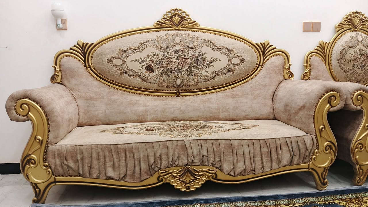 تخم ملكي تكمه نضيف 
10مقاعد 
السعر 600 وبي مجال 
الأستفسار ***********‬
