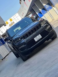 جيب جراند شيروكي • جيب 4xe • جراند شيروكي هايبرد • سيارة كهربائية • سي...