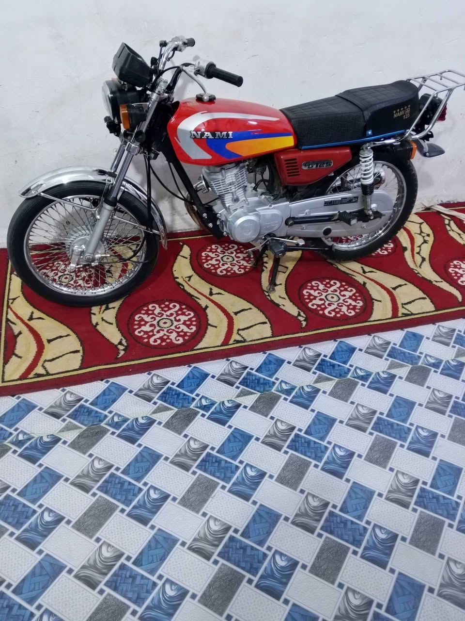 السلام عليكم دراجه سيجي نامه للبيع رقم وسنويه موديل 21 طالع ب 22 كفاله عامه كله شغاله تحويل تاني يوم السعر مليون و 550 وبيه مجال قليل مكاني بالزبير الشراي يتصل ***********
