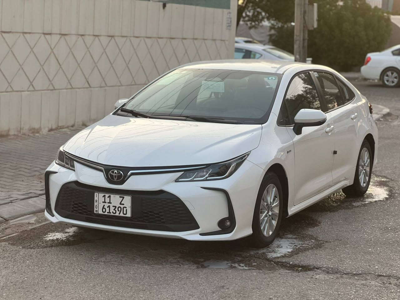 السلام عليكم كورلا هايبرد موديل ٢٤ قماره حديد سياره كفاله ماشيه ٣٠ الف دوشمه عام كشنات ارضيات سفاري السياره وكاله برغي مامفتوح بيها مكان السياره بغداد السياره بسمي شرط التحويل سعرها ١٤٧ بيها شي بسيط الشراي يتصل متوفر واتساب ***********
