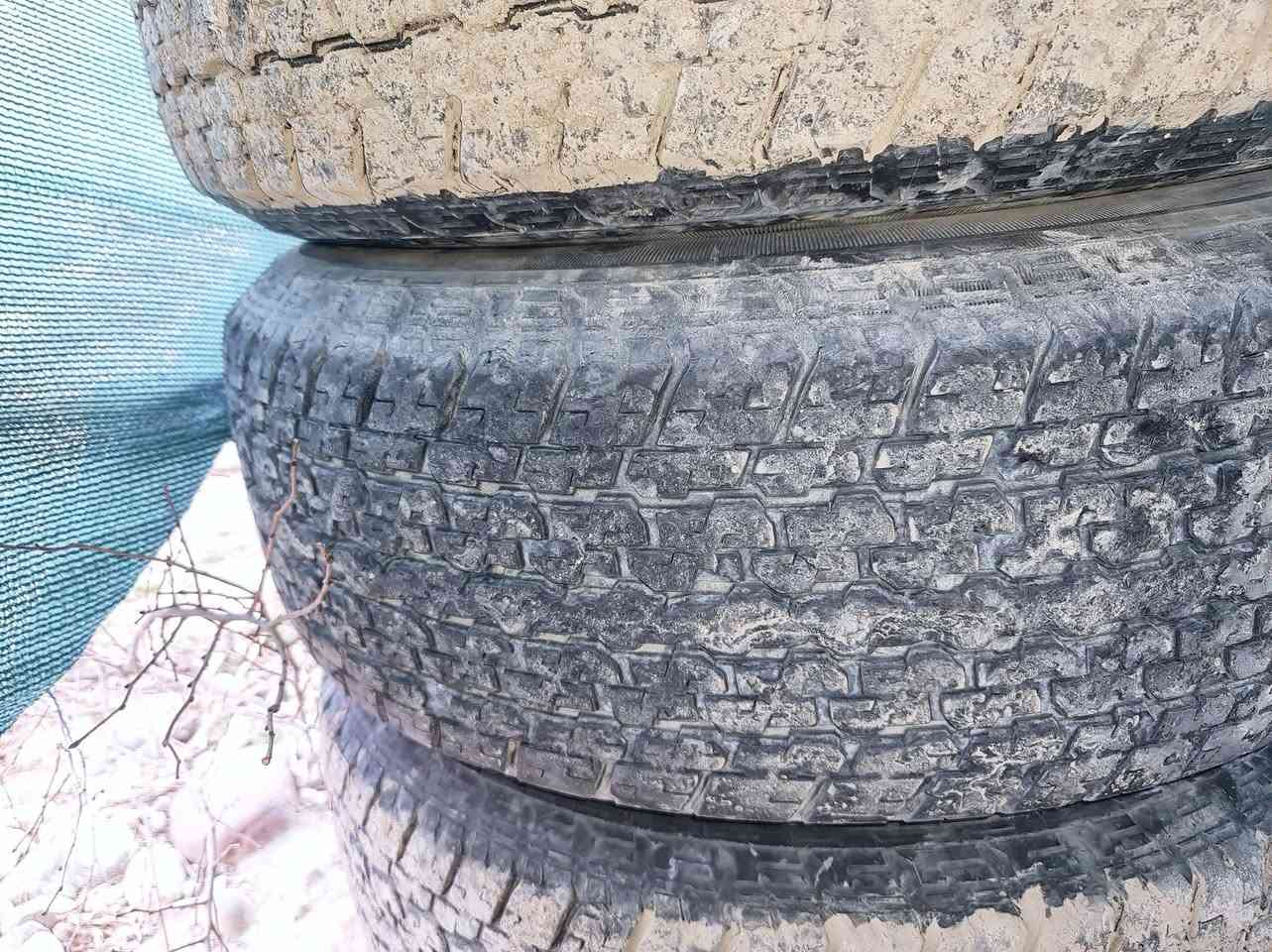 سڵاوی خوداتان لێبێت تاقم ویل مەرزییە دەبڵ ئەکسل تایەکان نەخش بیلادن  زۆرباشن کەمڕۆشتوون ویلەکان لۆکن کاپی بیلادی لەگەڵدایە هەموو بەیکەوە دەفرۆشم *********** وەتس ئاپ و مێسنجەر لەخزنەتانم تکایە جوابی کۆمێنت نادەمەوە . سوپاس بۆ هەموتان .ئەدمینی دڵ وەری گرە
