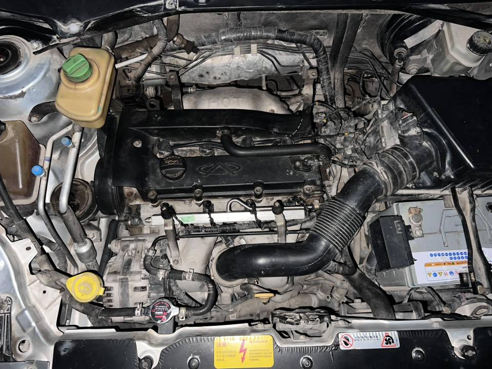 شيري تيكو   2014
رقم بغداد آنگليزي.
* الكير الاتوماتيك الميكانيكي(المرغوب)
*تدفئة 🔥    *تبريد❄️.
*الگشنات تدعم تدفئة+تبريد.
*مرّي كهرباء.
*شاشة.
*تخم تايرات جديد.
*محرك 2000.
*سياره عمليه و اقتصاديه ماشيه (108)ألف حقيقي.
ملاحضات البنيد مسويله كلير للجماليه و جراد قليل بالقمريه و السونار موجود ضمن الصور .
*السعر (75) وبيها مجال بسيط حك الجيه .
مكاني بغداد الراشديه مقابيل الحسينيه للتواصل ***********.
