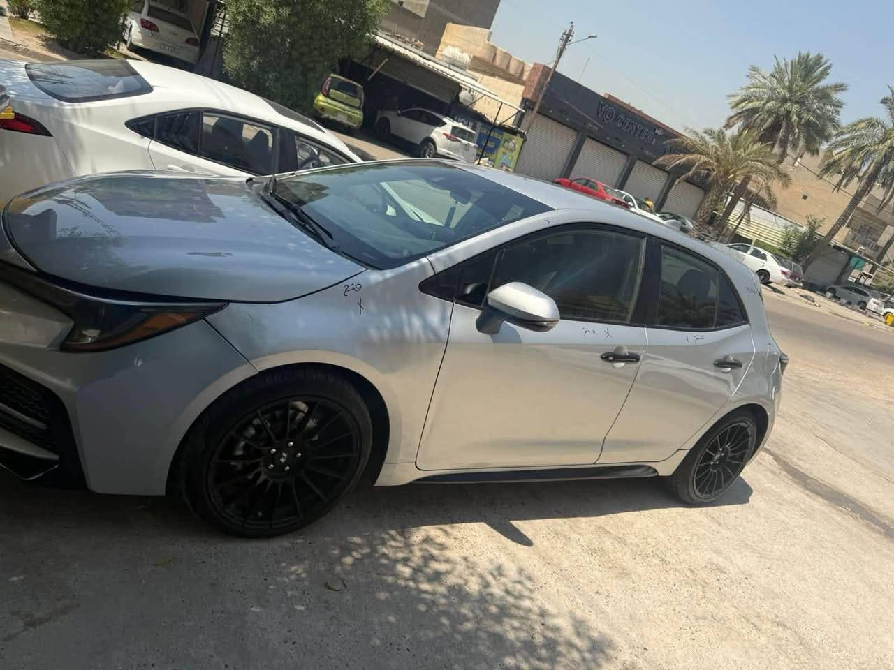 السلام عليكم

كورلة ٢٢ بانزين هاج باك 

ماشيه ٥٢ 

صبغ صفحة هنا صارت وبنيد 

سيارة جديدة 

مكاني بغداد عامرية 

السعر 108$ وبيها مجال بسيط 

*********** بغداد, العراق
