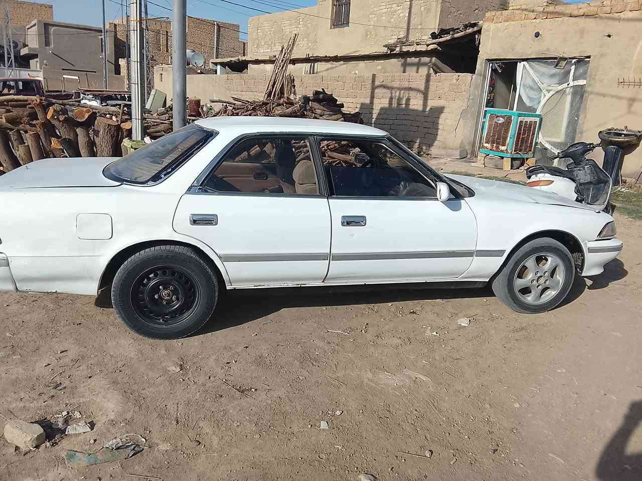 مارك ٩٢
سياره جاهزه وحلوه مال جناي 
كير محرك خير من الله 
السعر المطلوب 15ورقه وبيها مجال 
مكان السياره ال بدير الديوانية 
شراي اتصل ***********
