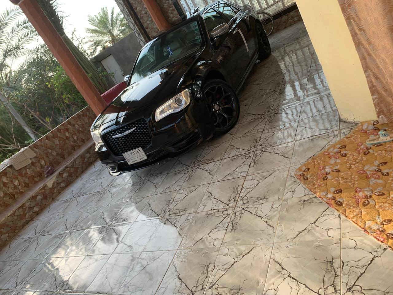 ‏يالله السلام عليكم
‏لبيع أوباماc300 مديل 16 اصل 
‏رقم ميسان تحويل ثاني يوم سنوية ل28  
‏سيارة فول موصفات بصمة تشغيل فتحتين كشنات حضن بردة خلفية حساسات خليفة سيارة فول لاخير موصفات لcلمعروفة 
‏سيارة جديدة كلش جاهزة مكينة گير حدادة اكسن تبريد تخم تاير بدون نواقص 
‏سيارة كفالة من الصبغ العام ولاحزام بيها مكنات صبغ بسيطة 
‏السعر 165وبيها مجال لشراي 
‏مكاني بصره قضاء القرنة 
‏***********
‏***********
‏
