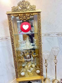 عندي هذه الفاترينة للبيع نضيفة جدا وبسعر  60 وبي مجال للاستفسار ع هذه ...