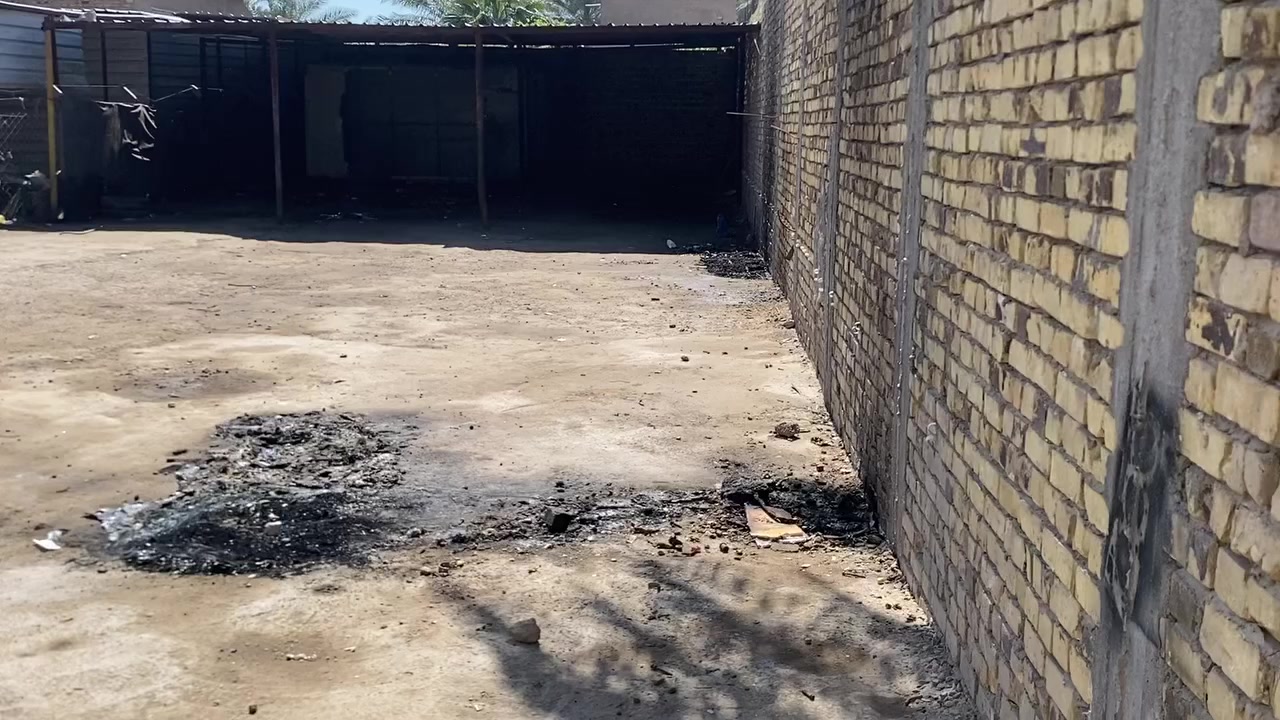 السلام عليكم  كراج للإيجار المساحه 500متر مباشرتآ على الشارع مقابيل حسينية المصطفى ***********
