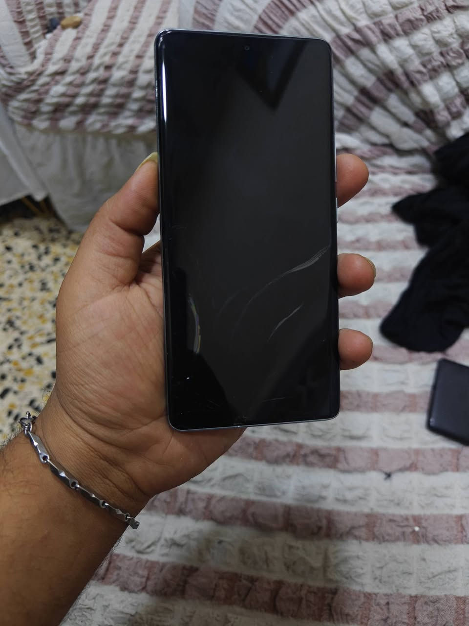 ريدمي نوت 14 برو
نضيف مكفول شرط الفحص 
فقط بي فطر بالحساس مامأثر علي شرط 
ذاكره 256 عشوائيه 16 ببجي 90 فريم بيع او مراوس السعر 225


**إذا كنت صاحب هذا الإعلان وتريد حذفه لأي سبب، رجاءا أرسل رسالة إلى الدعم الفني**
