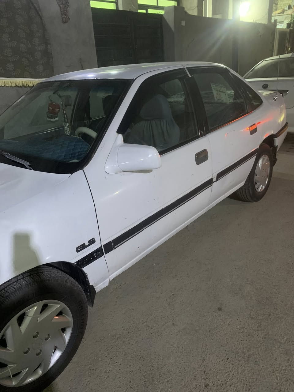 اوبل فكترة موديل 90 مكينة حجم 20 كير اوتماتيك مكينه كير صدر كله نظيفة كهربائيات شغالة سنوية جديدة رقم بغداد دولي باسمي مكانة بغداد سيارة ما بيه اي نقص متواجد على النت في كل وقت السعر35 وبيه مجال بسيط سيارة ما بيه ولا برغي نقص


**إذا كنت صاحب هذا الإعلان وتريد حذفه لأي سبب، رجاءا أرسل رسالة إلى الدعم الفني**