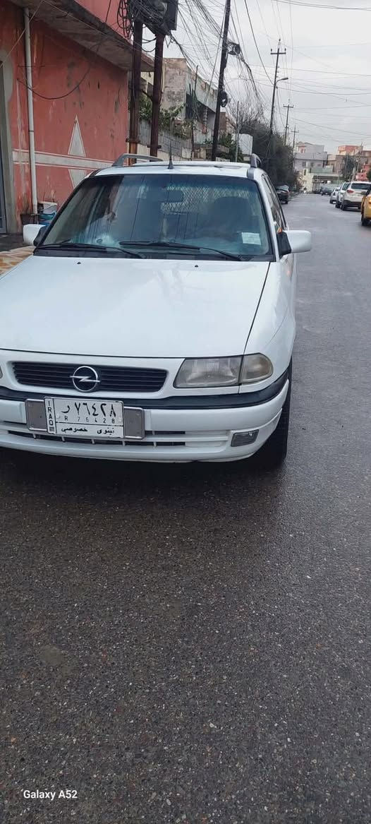 استرا استيشن للبيع موديل 92 كير ومحرك شرط السياره جديده مال بيت محرك 16 السياره مصلح بيها دوسات وداير خلفي الشرط التحويل اني الشرعي مكلف بالنشر *********** مكان السياره موصل حي النور السعر 58 وبيها مجال حك الجيه
