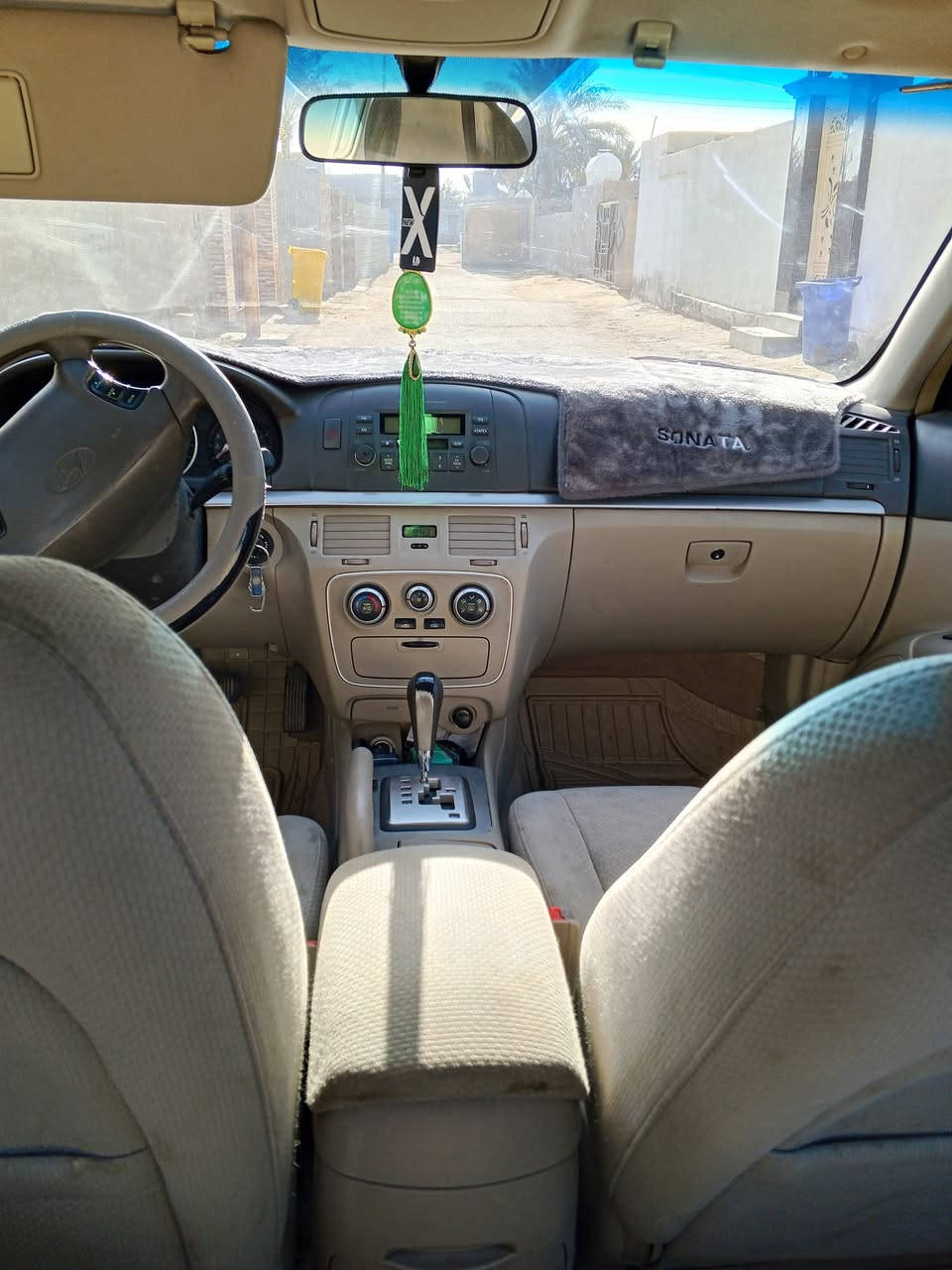 سلام عليكم للبيع سوناتا موديل 2008 أدوات كصة جنطه امتومه ارقام وسنويه محرك وكير جديد
المكان ابو غريب السعر 44وبيه مجال 
الموبايل ***********
