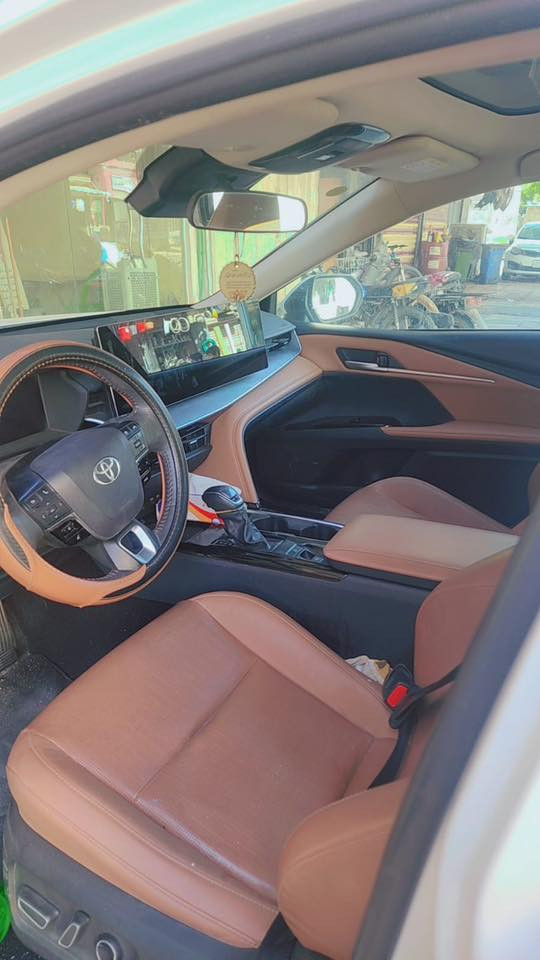 كامري LE2025 حادث جدا بسيط بارد فقط بدون ايرباك وصور الحادث بلمنشور سياره جديده بمعنه الكلمه مواصفات معروفه بصمه شاشه كأمره سايد بريك بصمه لايت اوتو زنون لد خلفي تحكم ستيرن فول تحديد مسار قياده اليه رادار امامي وخلفي وجانبي مانع تصادم ماشيه 4 الف شاحن لاسلكي وتبريد بيانو تبريد قطعتين ولحد يقارن بلخليجي او الصيني رجاءا حادث جدا بسيط رقمي***********
