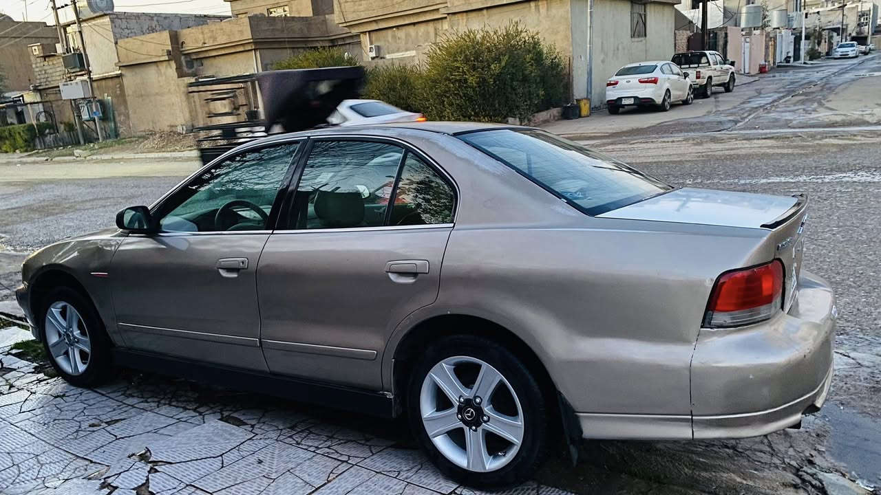 السلام عليكم
موديل ٢٠٠١ كير اوتو تبريد تدفئه بس تحتاج تنظيف راديتر 
رقم سليمانيه باسمي تحويل باي وكت ردت 
مكينه ٤ بستن 1.6L اقتصاديه جدا نواقصها قليله سياره مصرف ما بيها وارد امريكي 
سعرها 44 ورقه و شويه مجال للشراي 
مكانها اربيل 
***********
