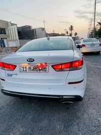 كيا اوبتما موديل 2019 فئة FE ماشيه 118 الف رقم بغداد دولي ثلاثة وضعيات...