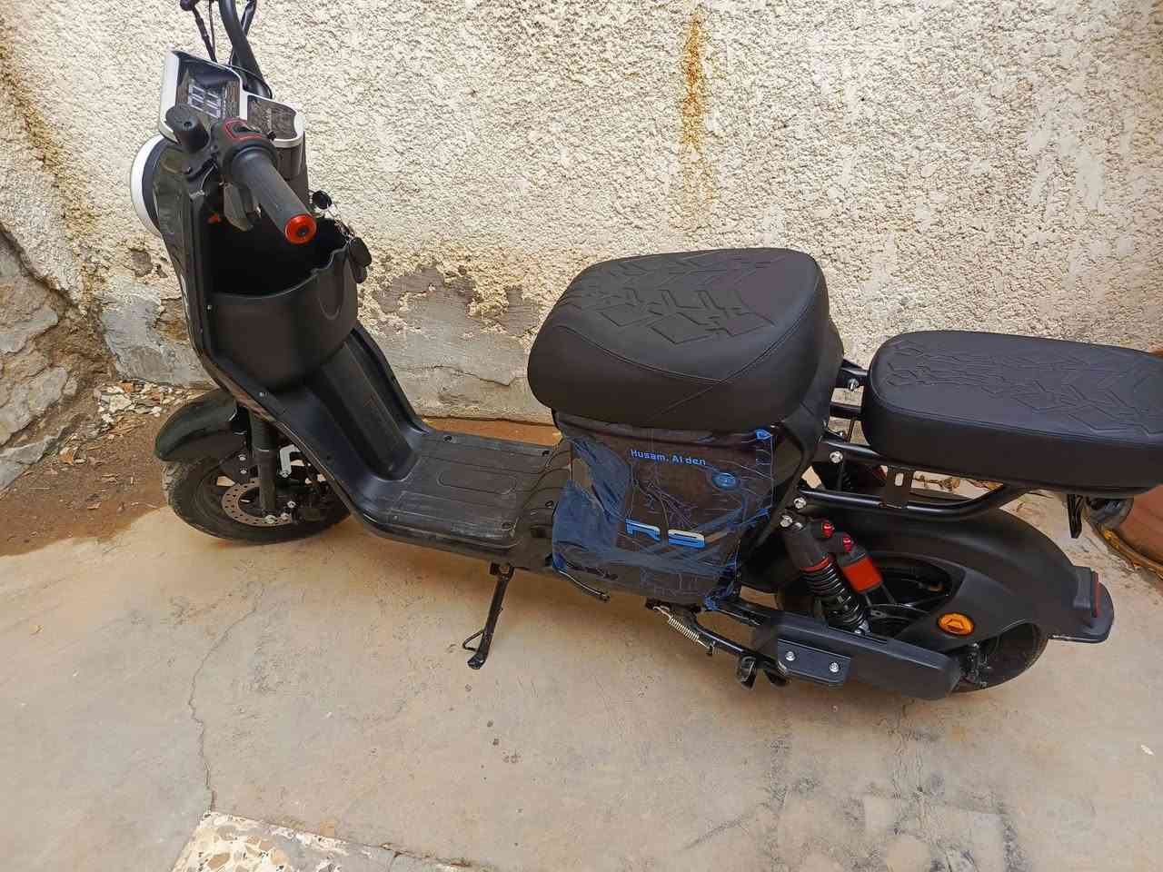 R9  موديل 2026
5 باتري كبار 32 امبير

نظام الرجوع للخلف + نظام دبل اشارة

نظام ال P  + نظام 4 سرع 50 سرعة 

سويجين + بصمتين + كارتين

العنوان بغداد الحرية 
السعر 475

للتواصل ***********
