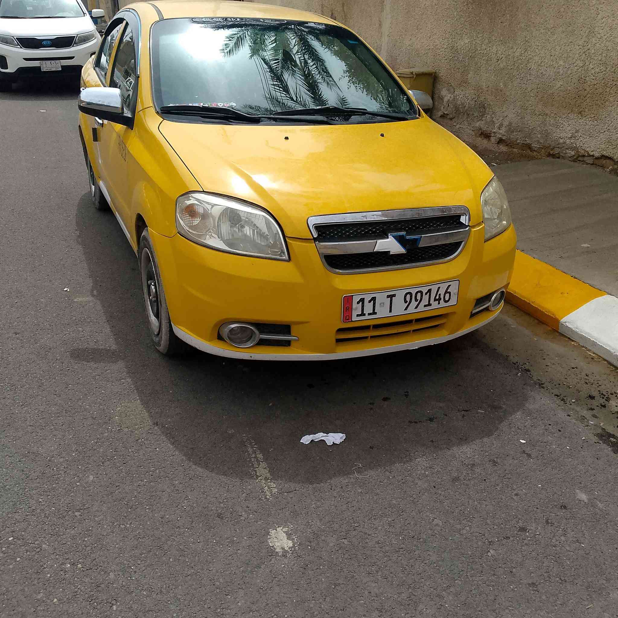 السلام عليكم افيو موديل 2011 محرك وكير جديد ***********
