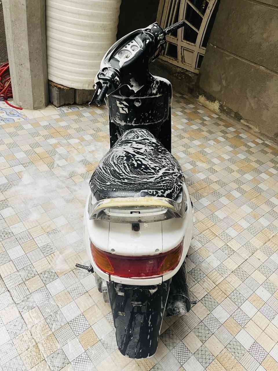 فراشه نضيفه عوزها ترتيب بسيط
مكينه مفتوحه قبل كم يوم بدلت بيه بستم وعوزها ترتيب بس دراجه نضيفه مثل ما موضح بل صور والفديو سعرها 250 الف وبيها محال عنواني
البصره الزبير
***********
