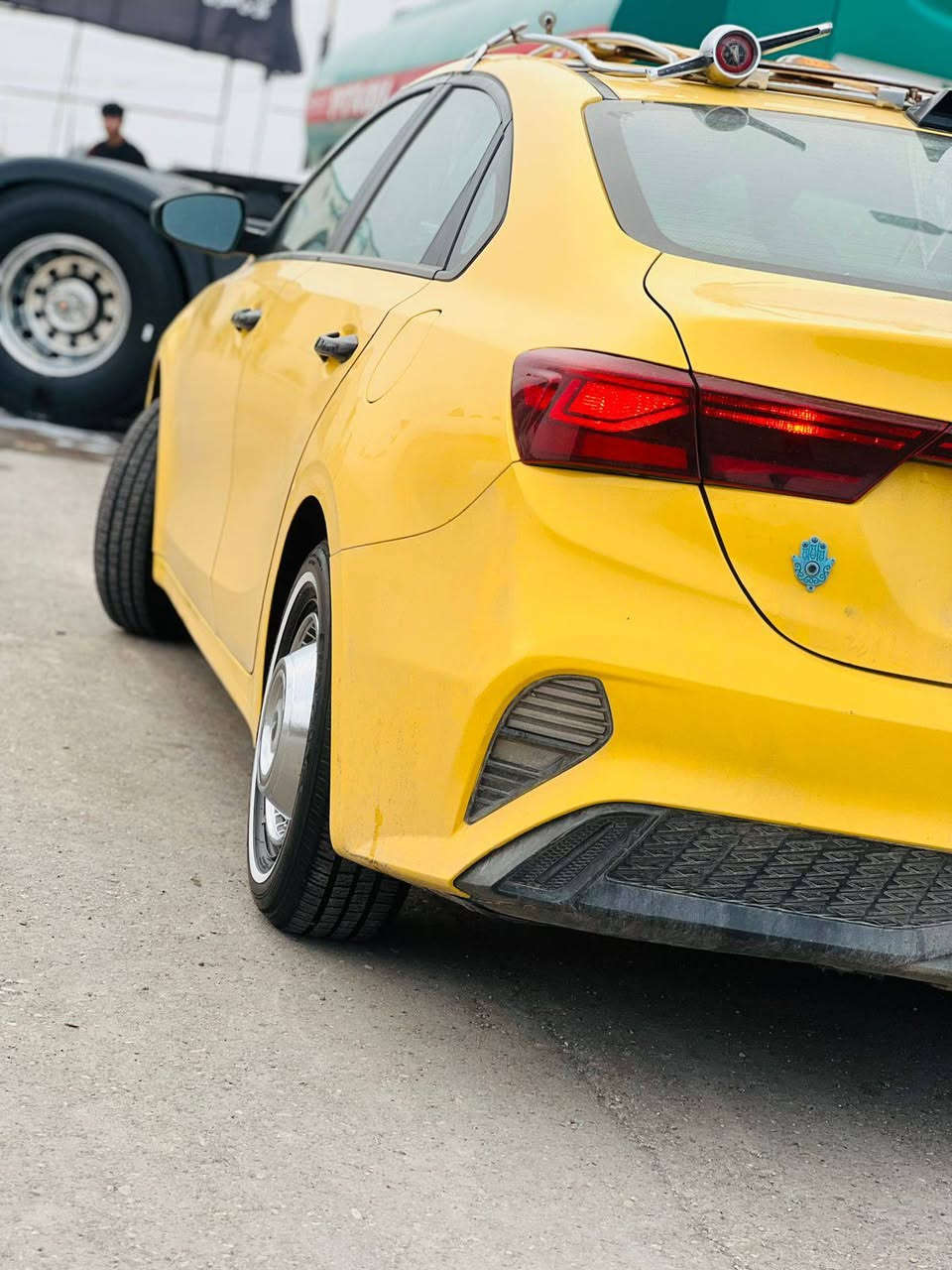 سلام عليكم شباب سياره فورتي 23 مكينه كير حداديه كله جديد كير ايتي محور سياره تنباع هيه وغراضهه استفسار تصال ‭0771 109 3129
