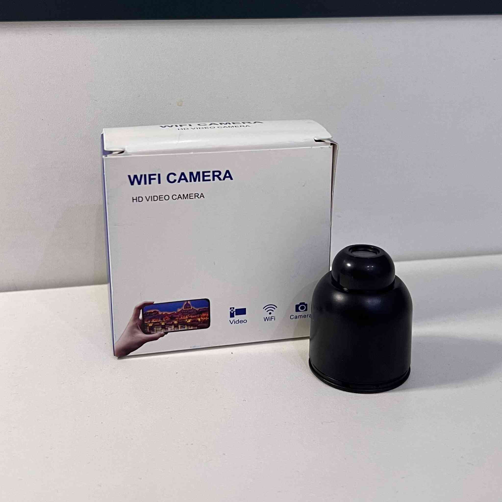 كاميرا مراقبة WiFi صغيرة HD مع تطبيق Z-IOT CAM

كاميرا فيديو تعمل بالكهرباء عالية الدقة تعمل عبر الواي فاي، تُستخدم بسهولة من خلال تطبيق الهاتف لمتابعة الفيديو مباشرة.

• تدعم الاتصال عبر WiFi لعرض الفيديو على الهاتف

• تصوير فيديو بجودة HD

• تعمل مع تطبيق Z-IOT CAM للتحكم والمتابعة

• إمكانية الاتصال المباشر عبر نقطة اتصال (Hotspot) الخاصة بالجهاز

• تصميم صغير وسهل الاستخدام

• تحتوي على وظائف تصوير وفيديو

• نوع المنتج: كاميرا WiFi
• جودة الفيديو: HD Video Camera
• التطبيق: Z-IOT CAM
• الاتصال: WiFi / Hotspot (ZIOT)
• الأزرار: تشغيل / إيقاف / إعادة ضبط (Reset)
• المؤشرات: ضوء أحمر وأزرق لحالة التشغيل

محتويات العلبة:
• كاميرا WiFi
• كتيب تعليمات
• بطاقة QR لتحميل التطبيق
السعر فقط 15 الف مع التوصيل


**إذا كنت صاحب هذا الإعلان وتريد حذفه لأي سبب، رجاءا أرسل رسالة إلى الدعم الفني**