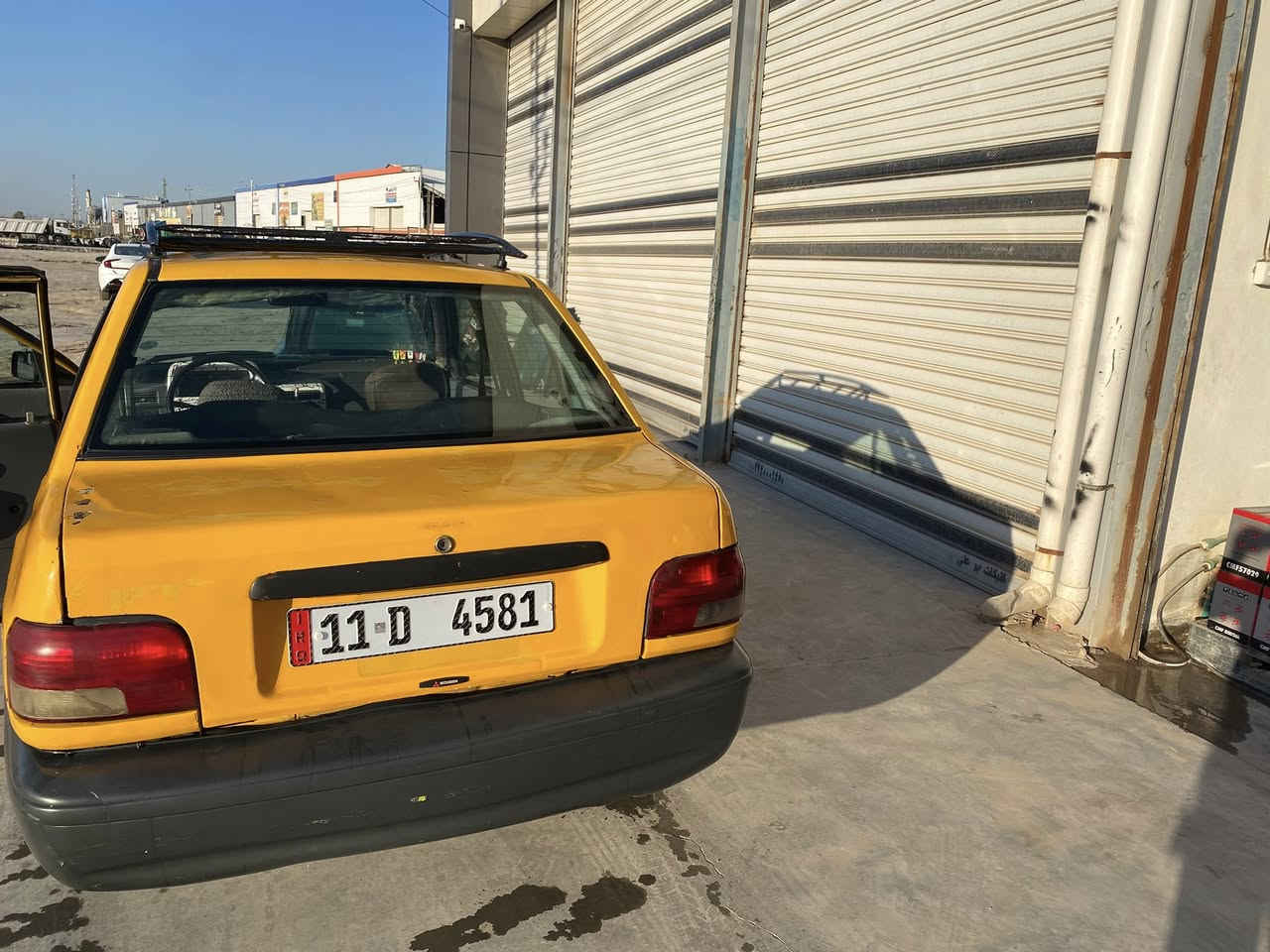 ‏سيارة سايبة 2010 مثل ما موضح بالصور باسمي تحويل مباشر عنواني ديالى السعر 23 رقم التلفون ***********￼
