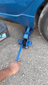 جك هيدروليكي • ٢طن • ٣٠٥ملم