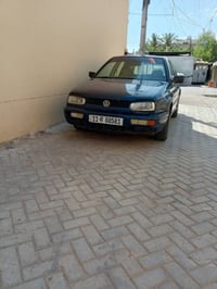 كولف موديل 92 رقم بغداد دولي هزه جديده وسنويه جديده محرك 2000 كير عادي...