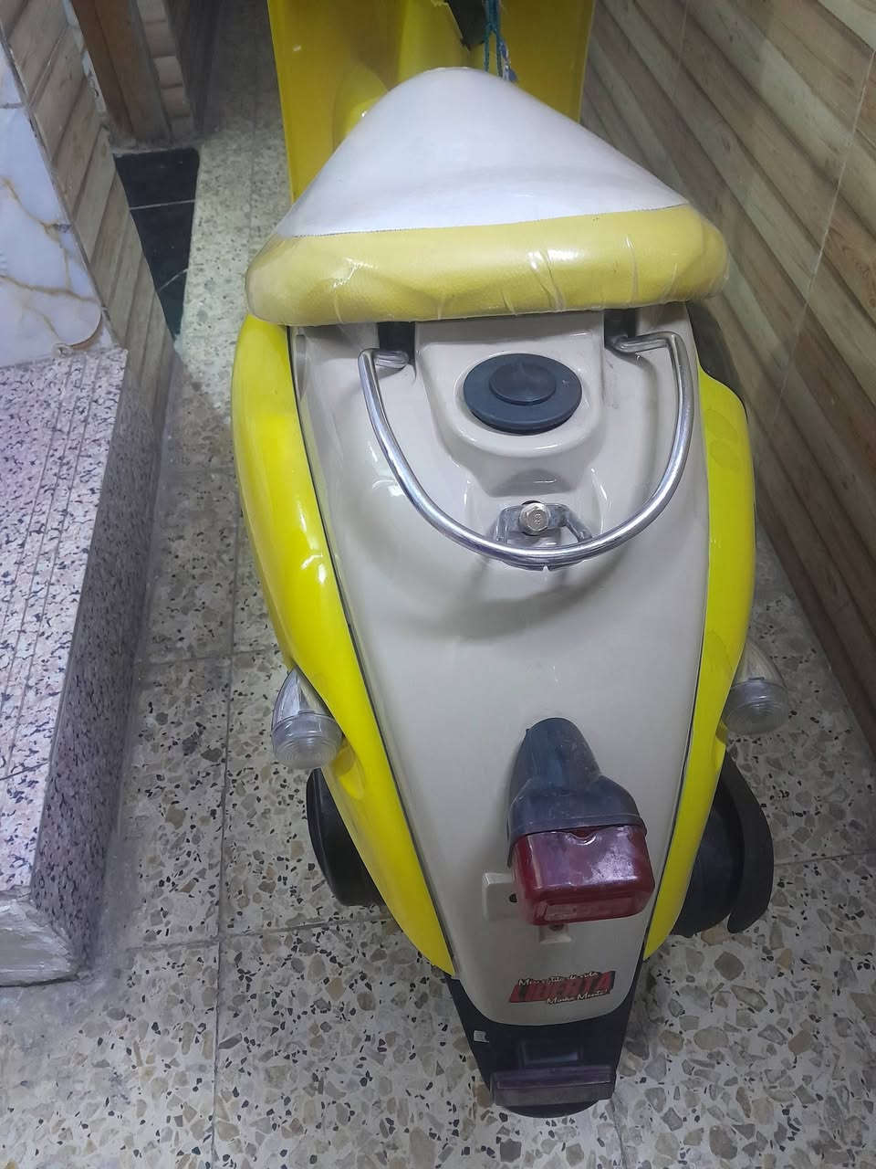 السلام عليكم دراجه اكلاسك عبد الحليم سرعه ٦٠ ابلاديه مكاني دوره ٣٥٠ وبيه مجال


**إذا كنت صاحب هذا الإعلان وتريد حذفه لأي سبب، رجاءا أرسل رسالة إلى الدعم الفني**