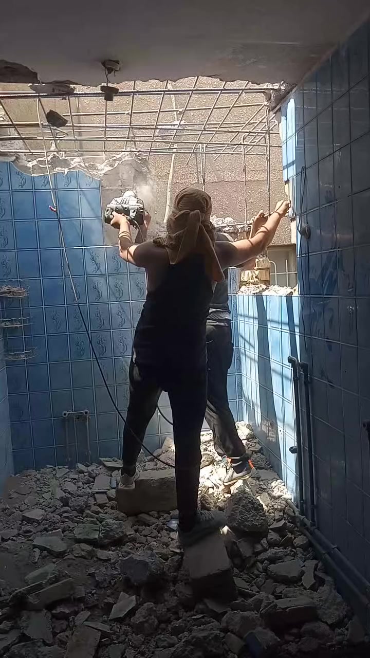 السلام عليكم ورحمة الله وبركاتة كادر تفليش
سقوف جدران ارضيات رباطات تكشير كافة التفليش اتصل وبل خدمة وكل الغراض جاهزة عليك بس تتصل واجيك وخادم 
***********حسن
