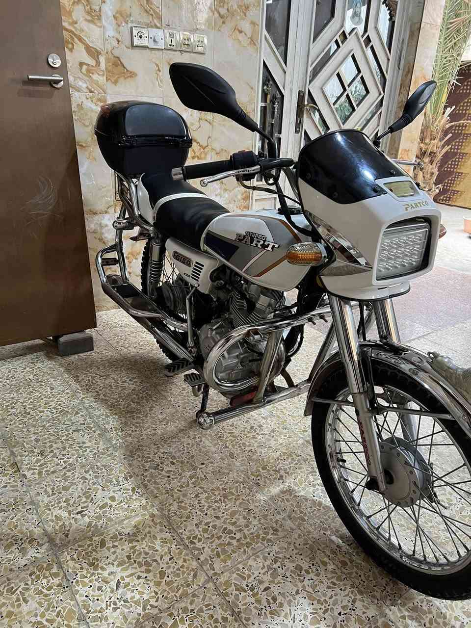 سلام عليكم دراجه بارت 5 كير سلف مديل2019 اوراق دراجه كلشي بيه شغال وبلادي  محرك ما مفتوح  

سعر 750 الف 
ستفسار ***********
