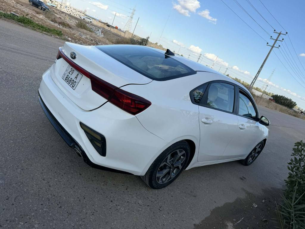 سلام عليكم 
فورتي 2021 كير محرك حداديه مكفولات 
السعر 124 بيع سريع مال جناي جاهزه الاخير 
رقم انكليزي سنويه ال29 تحويل ثاني يوم 
كير محرك حداديه مكفولات تخم تاير جديد 
محرك 2000 دوش المرغوب نصبه كلش حلوه 
بيه قطعتين صبغ بدون دواخل بدون كلشي 
مكاني بابل *********** الاستفسار حلة, بابل
